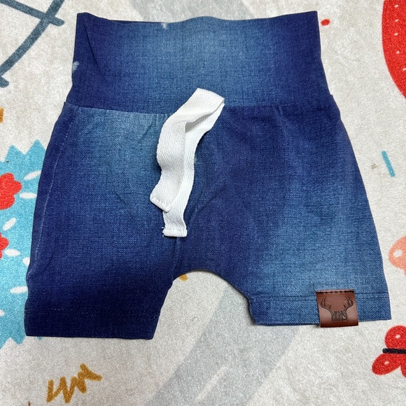 Short évolutive - Picture 1 of 2